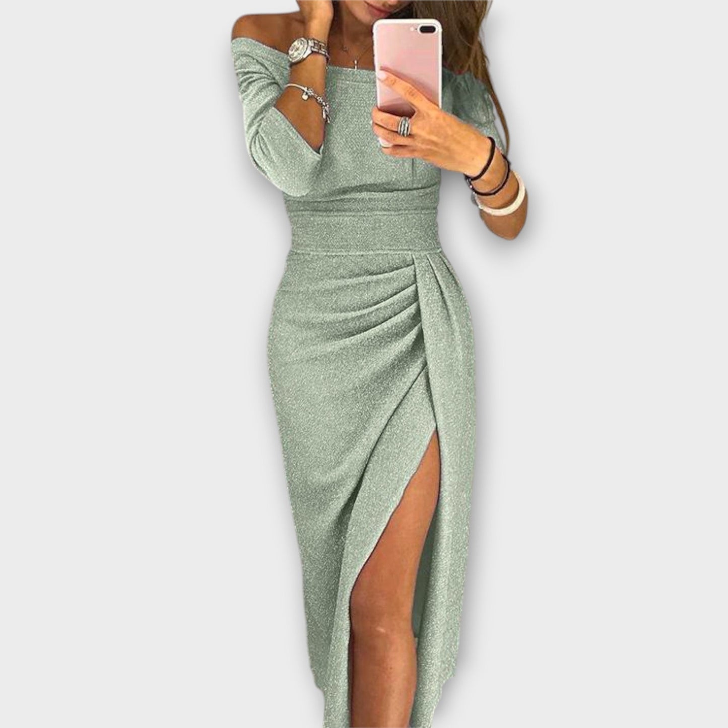 Lena - Elegancka sukienka z odsłoniętymi ramionami
